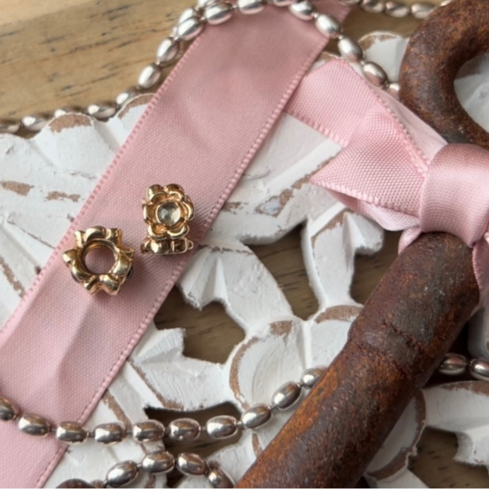 Sold - Picture 2 of 9